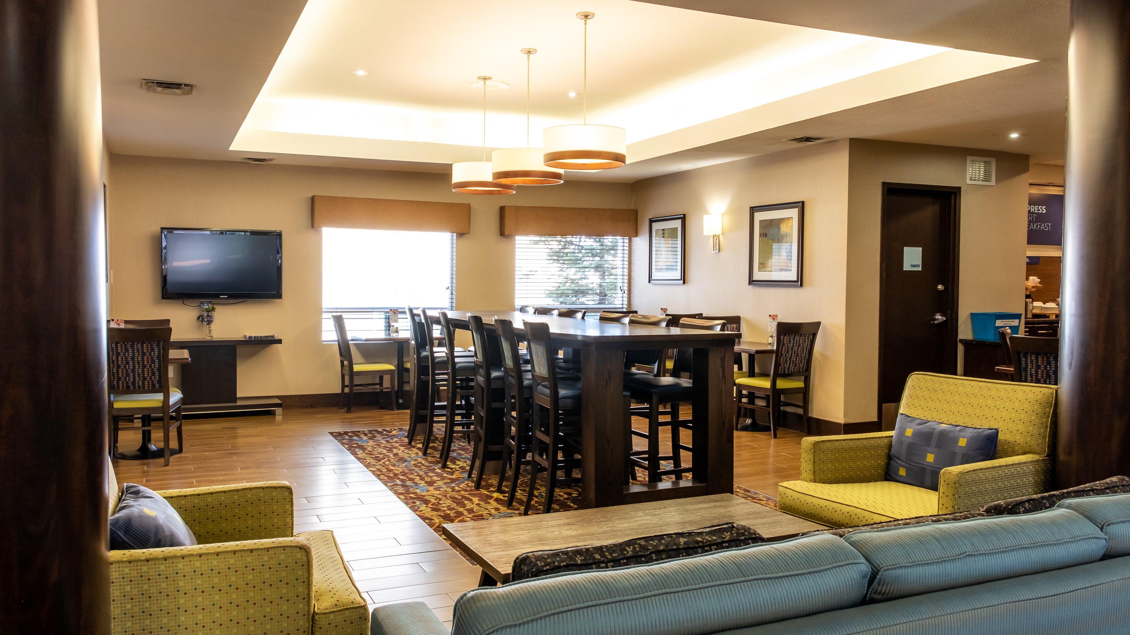 Holiday Inn Express Hotel&Suites - Edmonton International Airport Nisku Exterior foto